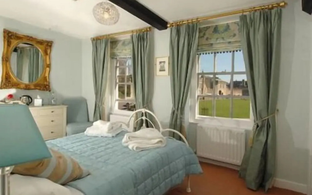 The Ancient Gatehouse Hotel
