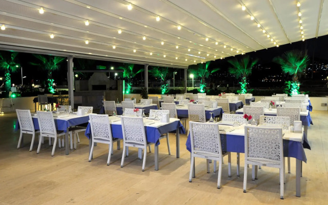 Lugga Boutique Hotel & Beach