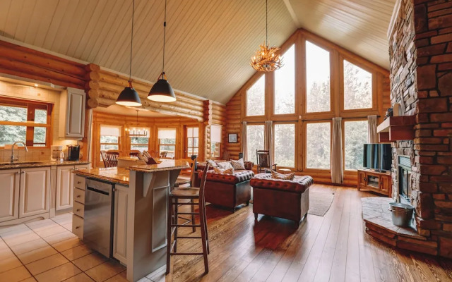 Fiddler Lake Resort