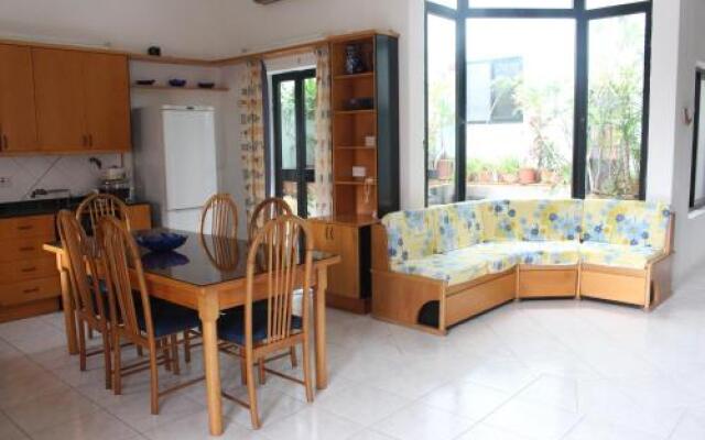 Nirvana Maisonette 36