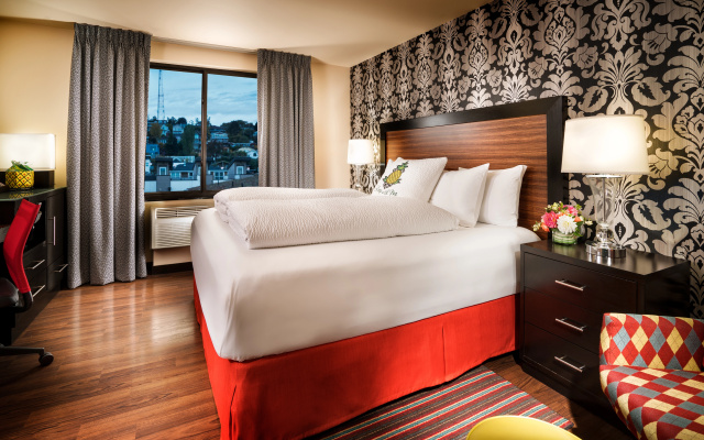 The Maxwell Hotel - A Staypineapple Hotel