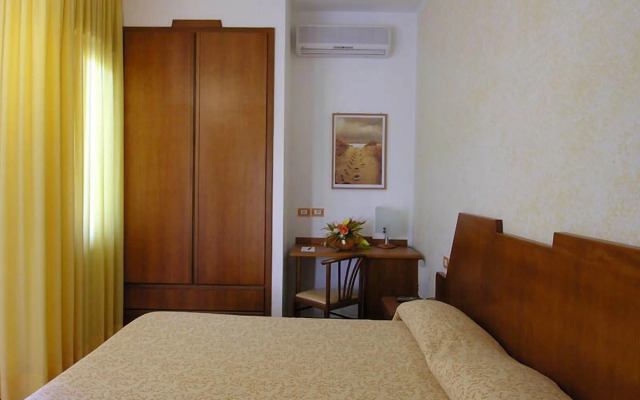 Hotel Residence San Pietro