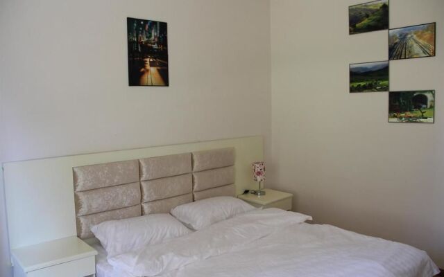 Maiwei Youth Apartment Hotel