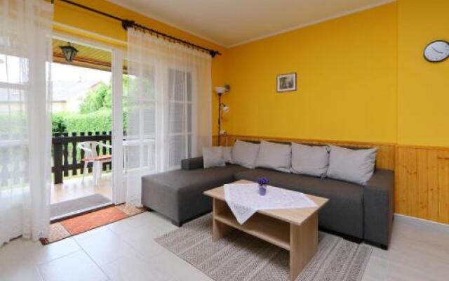 Holiday Home Balaton H352