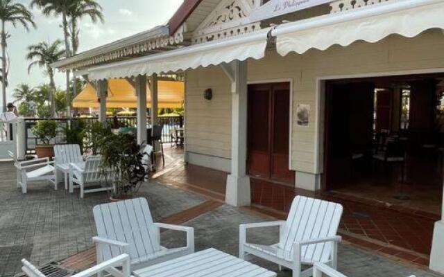 Appartement dans complexe hôtelier bord de mer