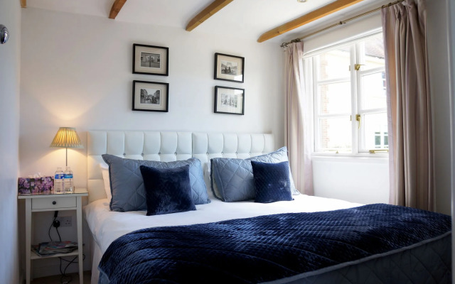 Leyland Country House