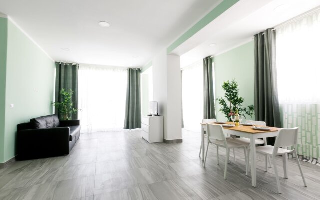 Ducassi Suites Beach Club & Spa ROOFTOP POOL