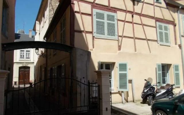 La Cour de Berthe Ouest