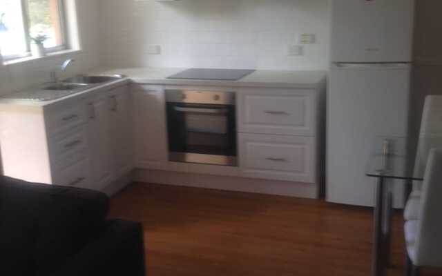 View Hill Holiday Units
