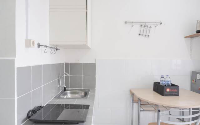 Luxury 2Br At 8Th Floor Menteng Square Apartment