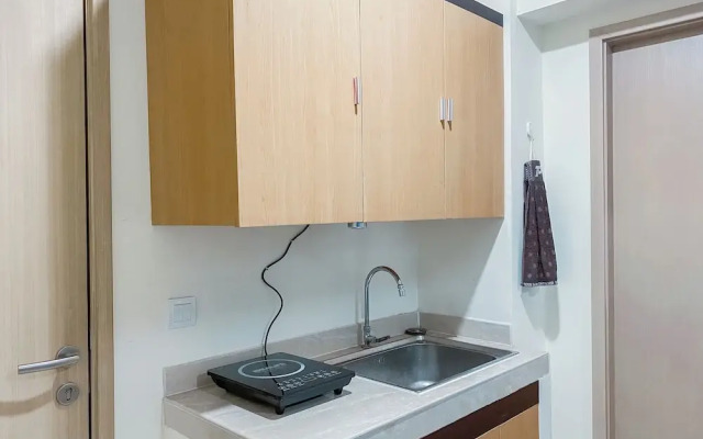 Relaxing And Scenic 2Br At Meikarta Apartment