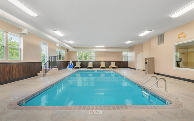 Best Western Teal Lake Inn