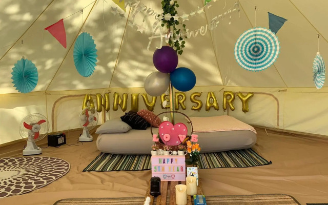 Glamping kaki singapore-Standard medium bell tent