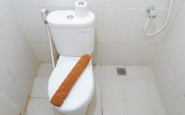 Comfy and Relaxing Studio Apartment at Educity Pakuwon By Travelio