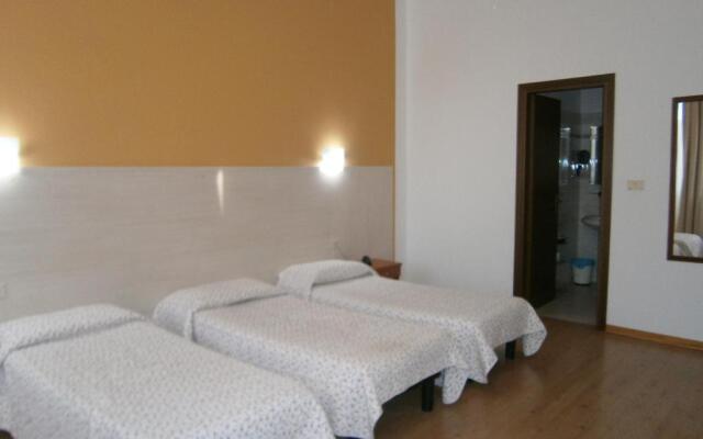 Alabarda Hotel