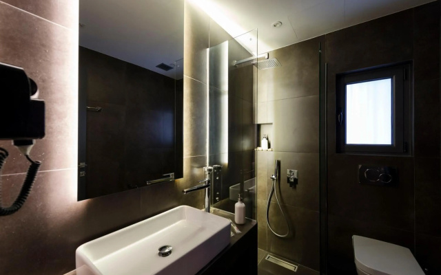 Ma Maison Nο 1, Penthouse, Acropolis and Lycabettus view, 15' to Acropolis by metro, 1' from Metro Station