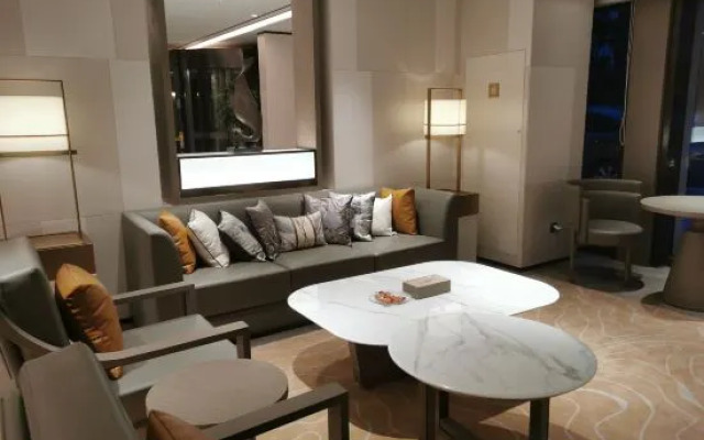 World Hotel (Jinan CBD Longhu Tianjie)