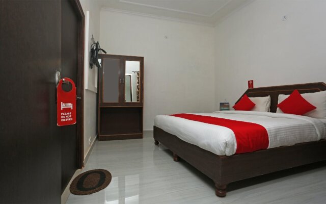 Chelsea Palace BY OYO Rooms