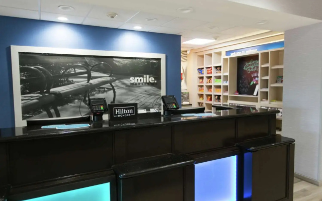 Hampton Inn & Suites Ankeny