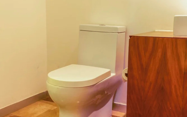 Exclusive 5th Ave Apt with Private Pool