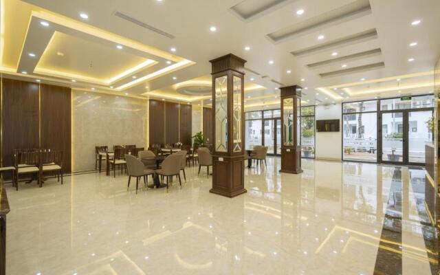 Luxury Palace Hotel