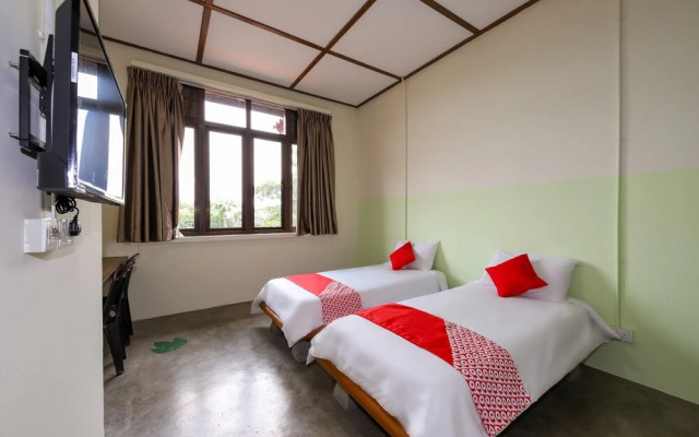 OYO 771 Ivory Hotel & Resort