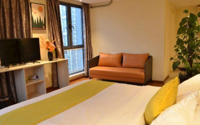 Suining's Monday 8 hotel, Wanda Plaza