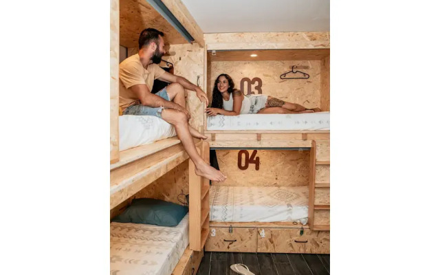 Deck Lodge - Hostel