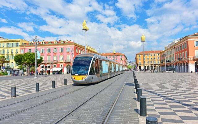 Lumineux Appartement- Carre d'or- Proche mer
