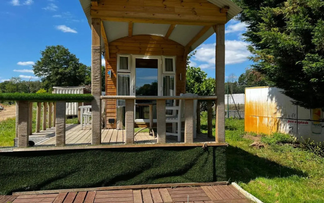 The Caduceus - Private Cabins