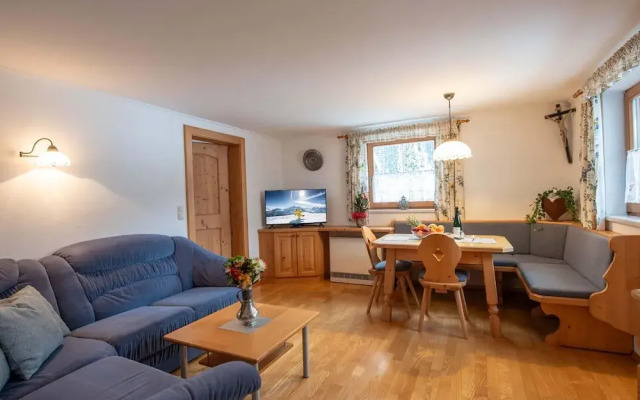 Apartment Johann in Wald im Pinzgau With Balcony
