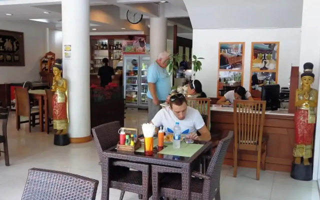 Sukcheewa Residence Phuket