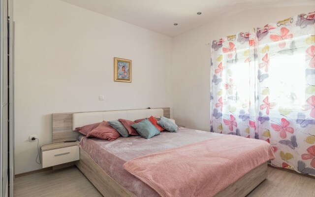 Erin Juricani in Juricani