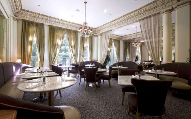Hotel deLuxe