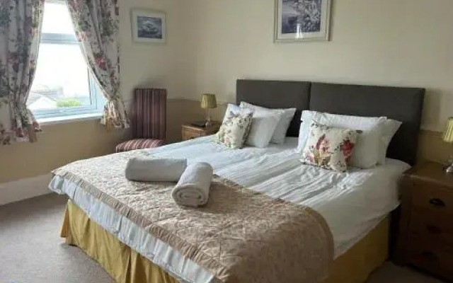 Harbour Lights Guest House