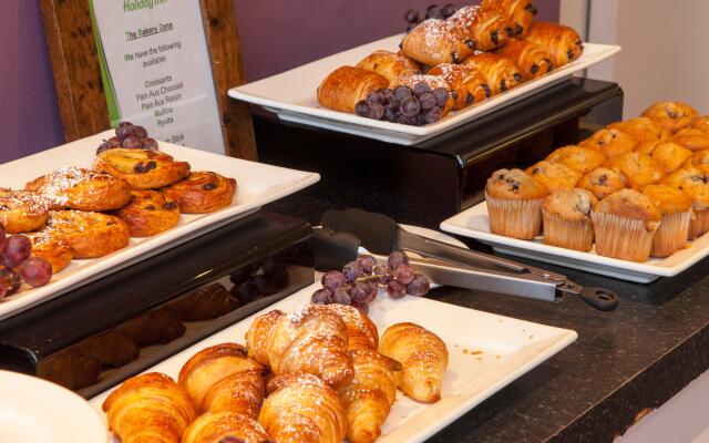 Holiday Inn Lincoln by IHG