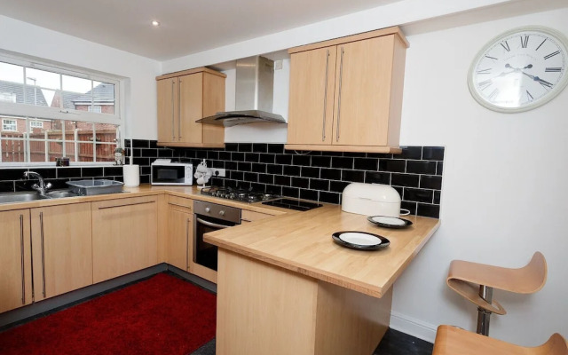 Leeds Townhouse Apartments 7 Beds in 4 Bedrooms