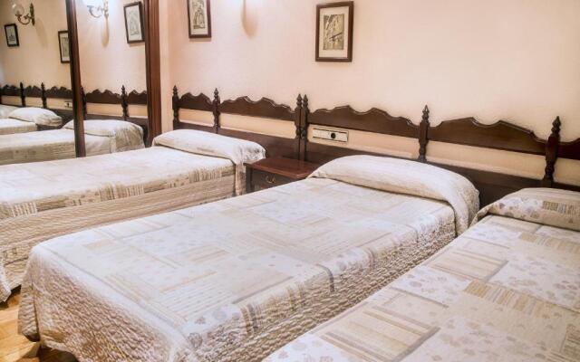 Hotel Residencia Castellano I