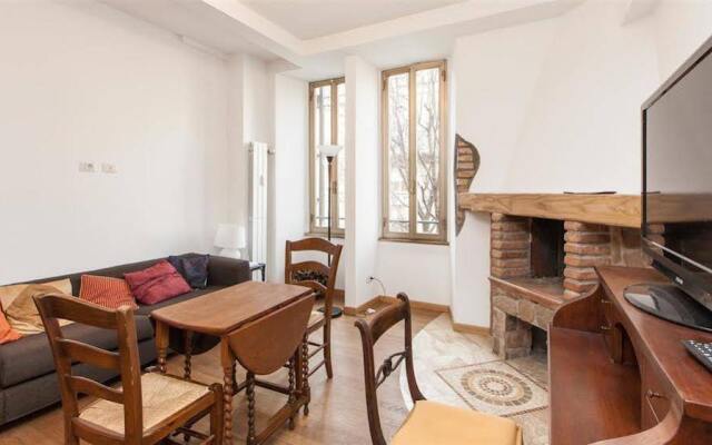 Trastevere Historical Apartment