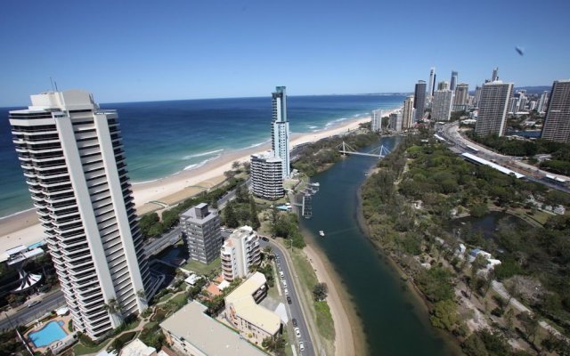 Gold Coast Amor'e Luxury Sub Penthouse