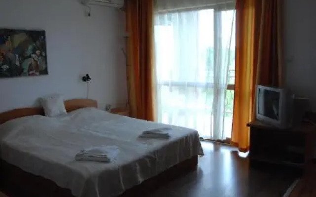 Condo Hotel Valentina