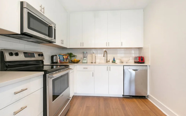Fully Furnished 4-Bedroom Condo in NOLA Unit 515