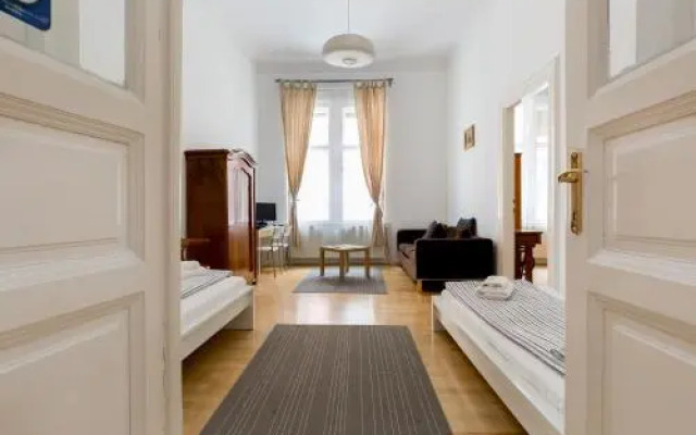 Piano Szimpla Apartment