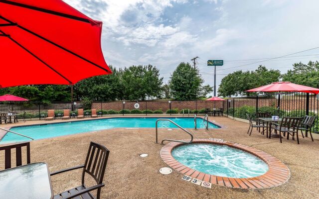 Quality Inn & Suites