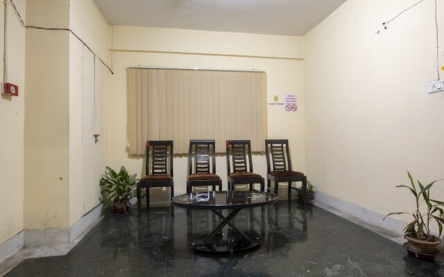 The Salvation Army Red  Shield Guest House - Hostel