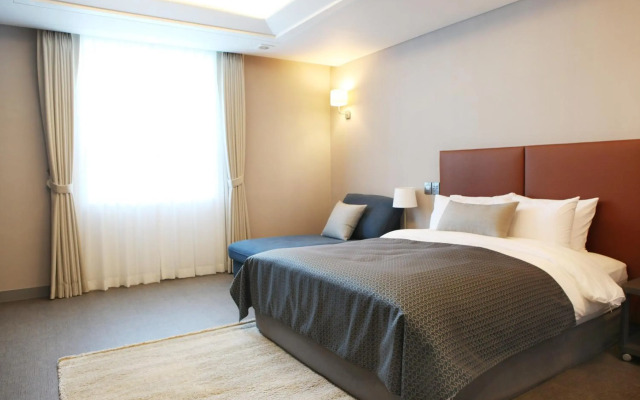 Polaris Hotel