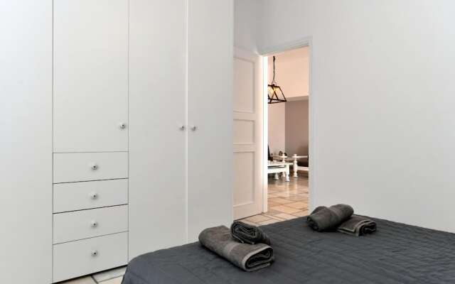 Anemolia Apartments With Pool