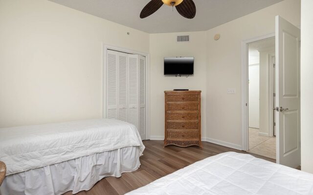 Colonnades 1201 4 Bedroom Condo