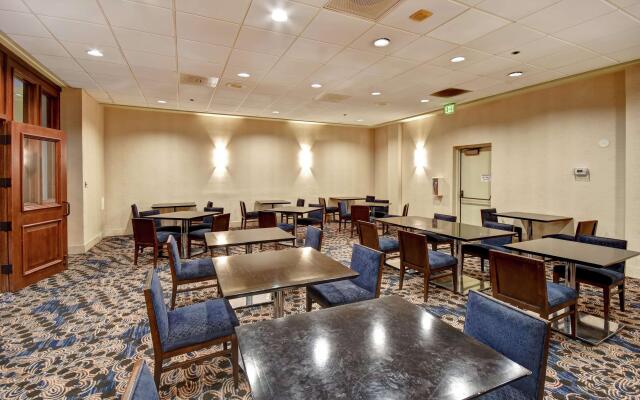 Embassy Suites by Hilton Santa Clara Silicon Valley