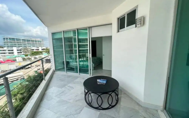 Aria Ocean 255 Flamingos